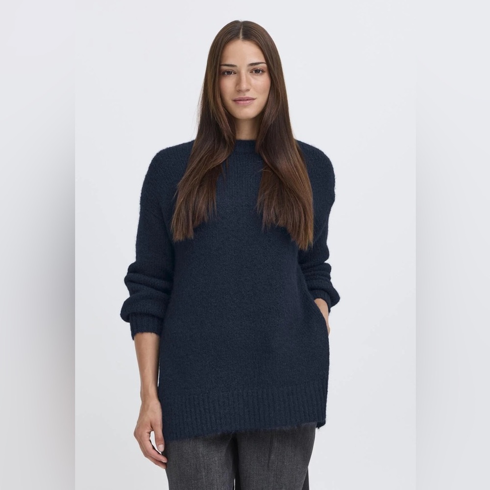 B Young NWT Women’s Millers Long Jumper Wool Blend Oversized Navy Sweater Size S